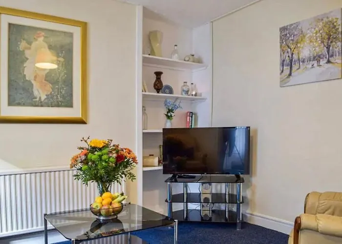 Cosy Cottage In Cardigan